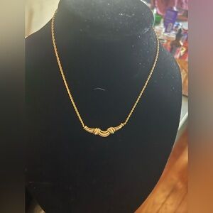 Solid Beautiful 14 K Yellow Gold Diamond V Pendant Ladies Necklace. 8 grams